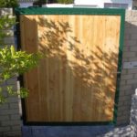gbto008 Verzinkte Tür mit Holz-Sichtschutz - Tore, Türen & Zäune